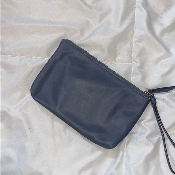 Like New Kate Spade ♠️ Navy Blue Women's Clutch - Picture 3 of 7